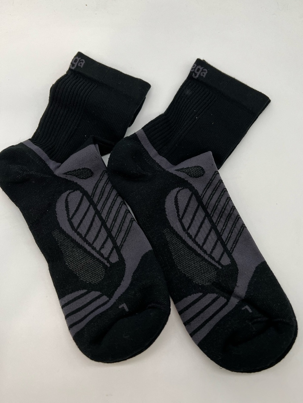 Balega Ultralight Crew Socks 2 Pack Performance Running Socks